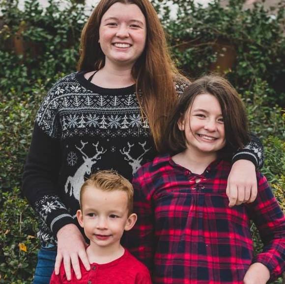 Profile Picture of Bobbie Sterling (@bobbiester22) on Poshmark