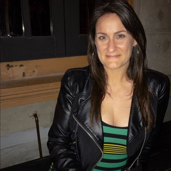 Profile Picture of Jean Richardson (@richjean913) on Poshmark