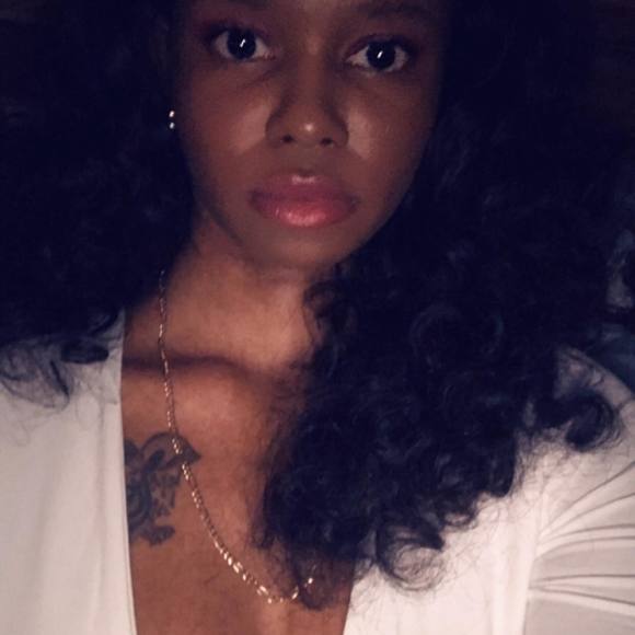 Profile Picture of Rasheda Webber (@rashedawebber) on Poshmark