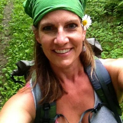 Profile Picture of R Davison (@iamadaisy69) on Twitter