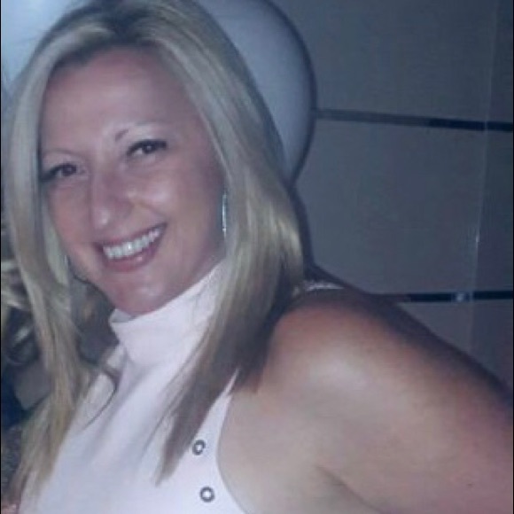 Profile Picture of Monica Alexander (@monica3232) on Poshmark