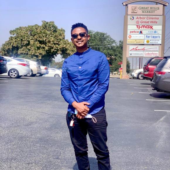 Profile Picture of Eyob Alemu (@aeyobbezu) on Poshmark