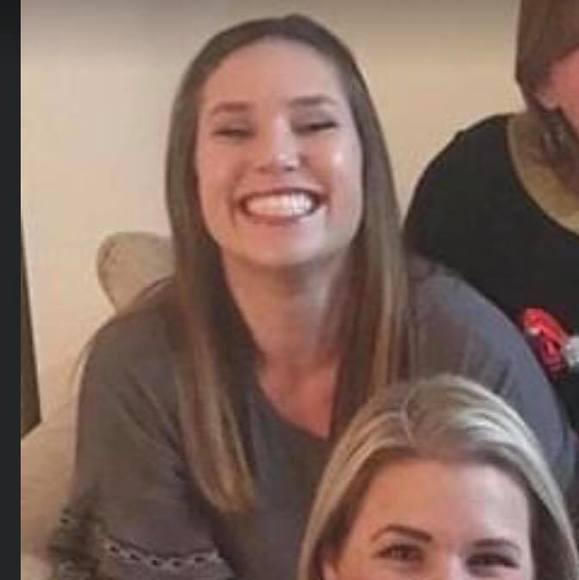 Profile Picture of Jaime Kanellis (@jaimekanellis) on Poshmark