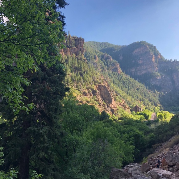 Profile Picture of Yeidi Guerrero (@yeidi_guerrero) on Poshmark