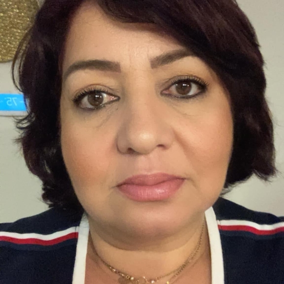 Profile Picture of Munira Rached (@rachedmunira) on Poshmark