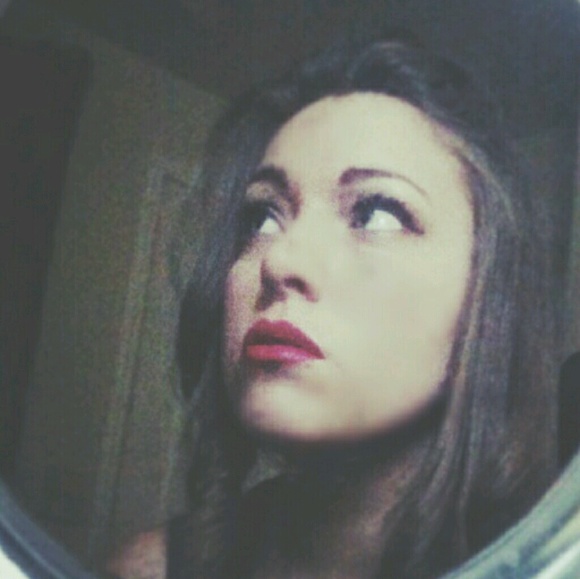 Profile Picture of Mikala Hughes (@recordstatic) on Poshmark