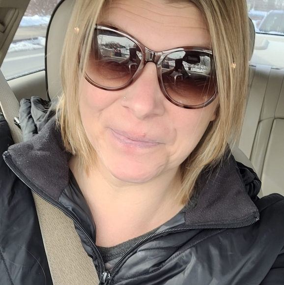 Profile Picture of Jodi Templer (@jodi22psu) on Poshmark