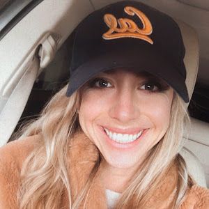 Profile Picture of JillianChip89 (@jillianchiapuzio) on Tiktok