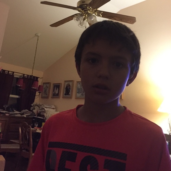 Profile Picture of Crystal Romanchek (@cryrom3) on Poshmark