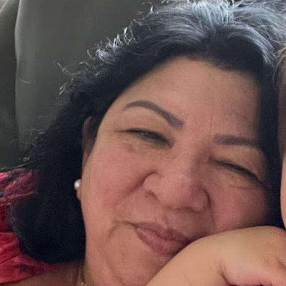 Profile Picture of Susana Laytejeda (@susanalaytcm) on Poshmark