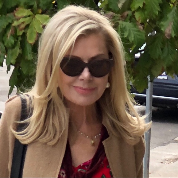 Profile Picture of Kerry Ciardelli (@kerryciardelli) on Poshmark