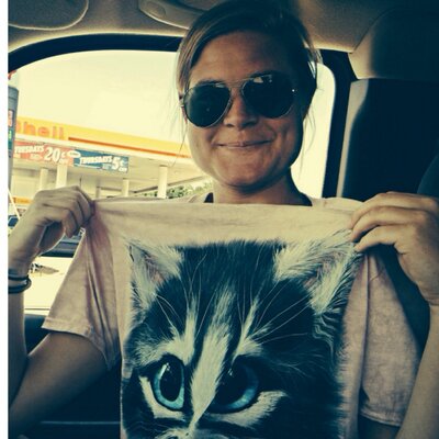 Profile Picture of Temple Moore (@shirley_temple2) on Twitter