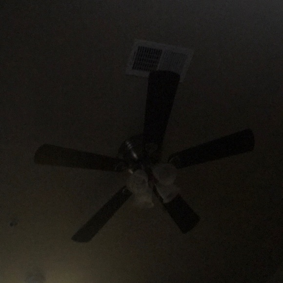 Profile Picture of Jamie Wade (@w309singer) on Poshmark