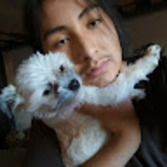 Profile Picture of Markus Bitsilly (@mbitsilly2007) on Poshmark