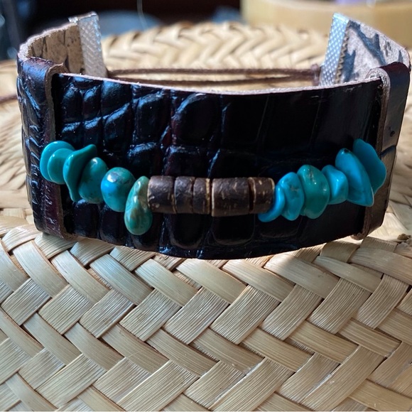 Profile Picture of Diane Andrews (@dianeandrews909) on Poshmark