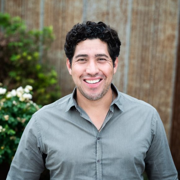 Profile Picture of Robert Lemon (@rdlemon) on Poshmark