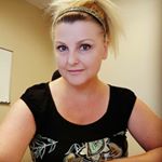 Profile Picture of Penny Toole Howard (@pennysbeautifulworld) on Instagram