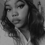 Profile Picture of Cassy Crystal Parker (@eto.cassandra) on Facebook