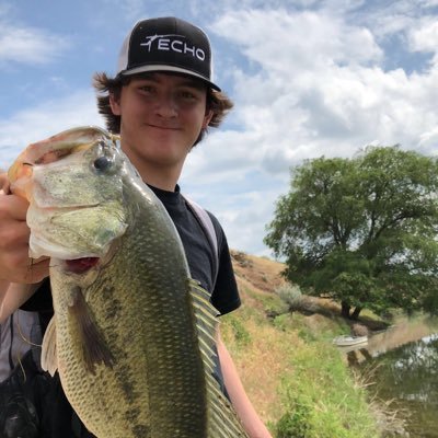 Profile Picture of Tristan Hanson (@12Hanson12) on Twitter