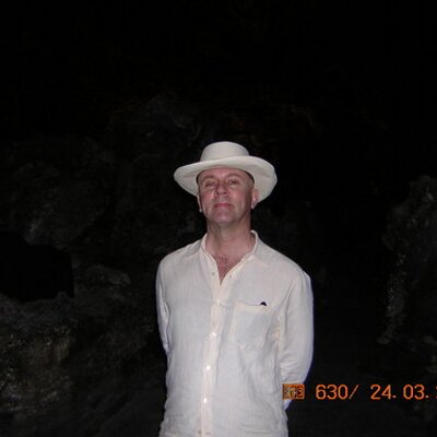Profile Picture of Andrew Gledhill (@dogtownbloke) on Twitter