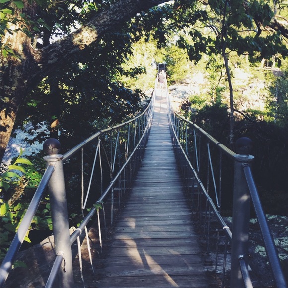 Profile Picture of Emily Bidinger (@emilybid) on Poshmark