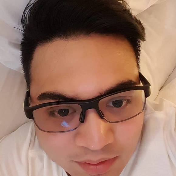 Profile Picture of Dino Flores (@dino_flores2003) on Poshmark