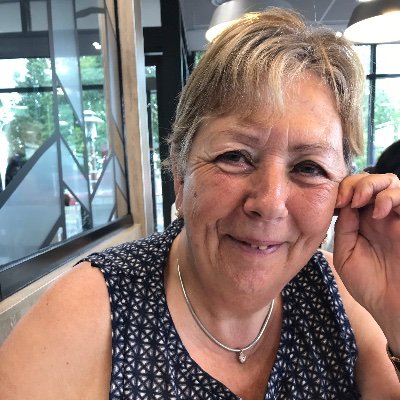 Profile Picture of sally pitcher (@salncol) on Twitter