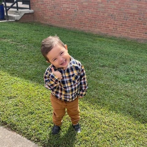 Profile Picture of Ada Andino (@adaandino535) on Poshmark