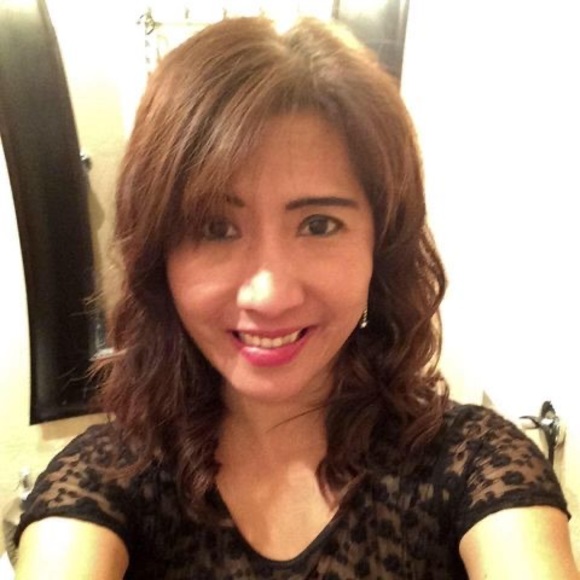 Profile Picture of Liz Toledo (@ljtoledo_1020) on Poshmark