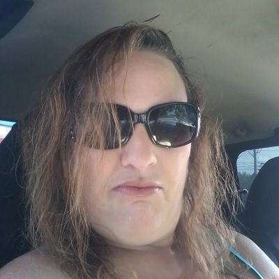 Profile Picture of Shelly Lance (@sunflower46xx) on Twitter