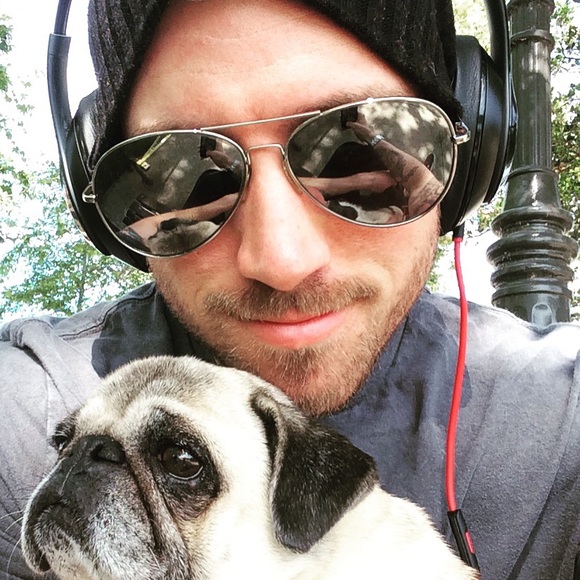 Profile Picture of Logan Reese (@lreese14048) on Poshmark