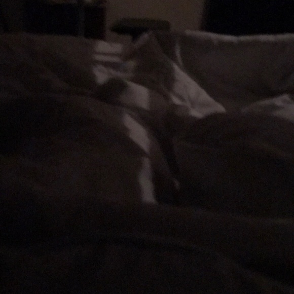 Profile Picture of Alexa Kim (@alexa_kim00) on Poshmark