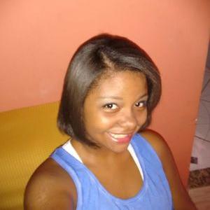 Profile Picture of Julia Leal (@julialeal306) on Twitter