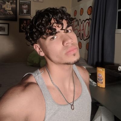 Profile Picture of Isaac Perez (@isaacperez_24) on Twitter