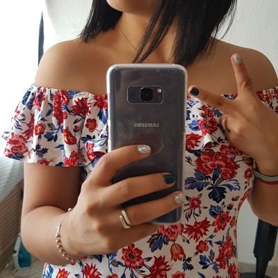 Profile Picture of A N G I E (@angie_blum) on Twitter