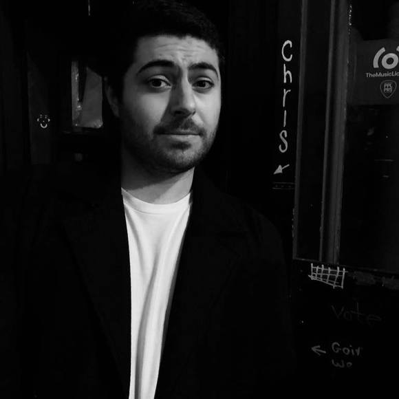 Profile Picture of Chris Beene (@cjbeene) on Poshmark