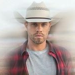 Dustin Charles Lynch