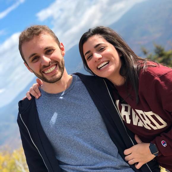 Profile Picture of Daniela Araujo (@danydda) on Poshmark