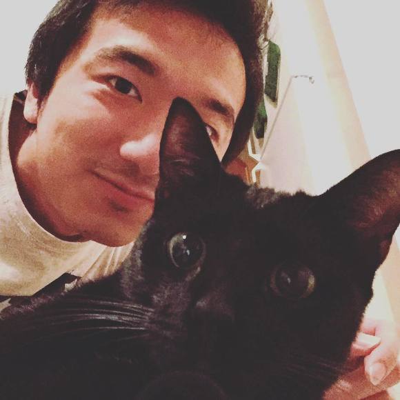 Profile Picture of Zhihao Zhang (@cfcterry) on Poshmark