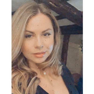 Profile Picture of Charlotte Johnson (@Char_lala) on Twitter