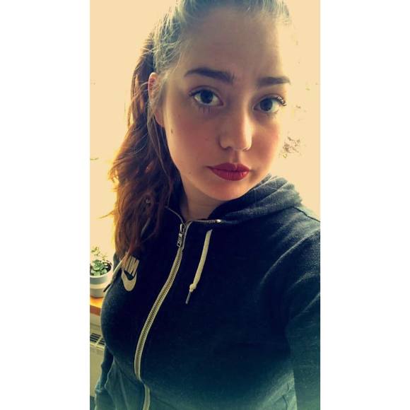 Profile Picture of Erica Lipski (@samyjoe20022) on Poshmark