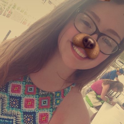 Profile Picture of Elyssa Daniels (@elyssa324) on Twitter