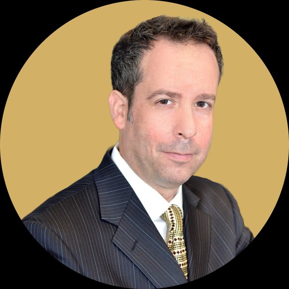 Profile Picture of Pablo Crespo (@pmcrespo) on Poshmark