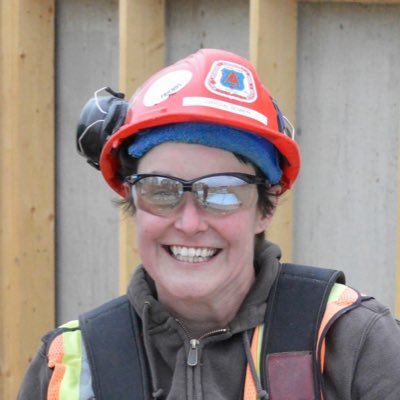 Profile Picture of Crystal Bowen (@CarpCrystal) on Twitter