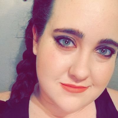 Profile Picture of Sarah  💜 (@SarahPentikis) on Twitter