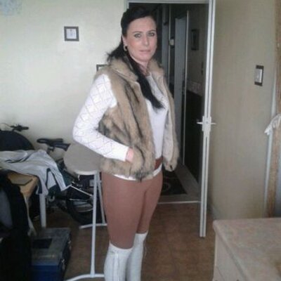 Profile Picture of Felicity Moore (@felicitymoore6) on Twitter