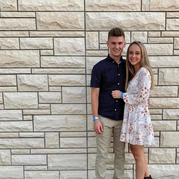 Profile Picture of Bria Menagh (@briamenagh) on Poshmark