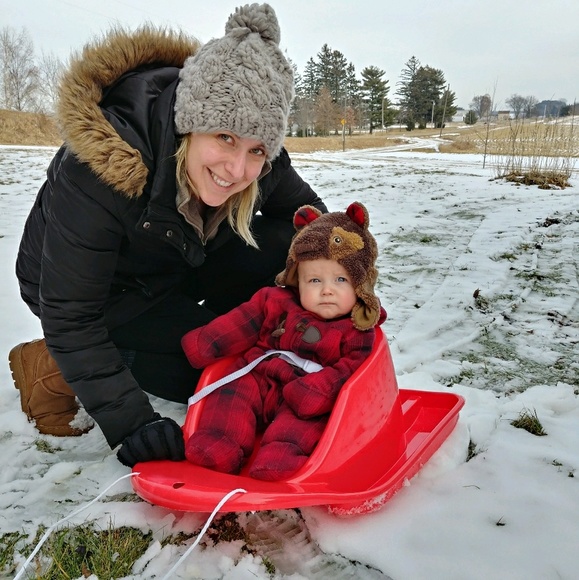 Profile Picture of Erica Roginski (@brilowski1986) on Poshmark