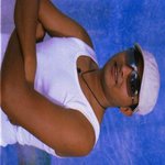 Profile Picture of Strange (@strangeira) on Instagram