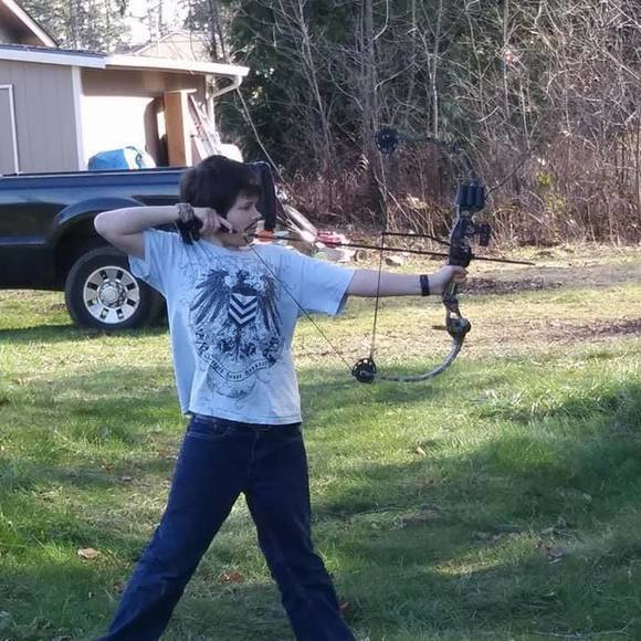 Profile Picture of Ron Robeson (@robesonronald) on Poshmark